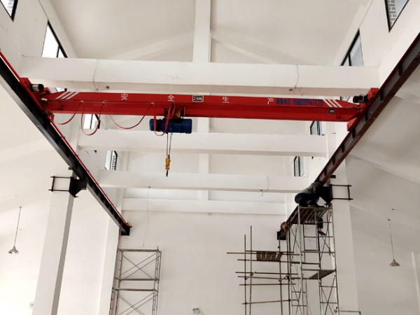 電動單（dān）梁起重（chóng）機